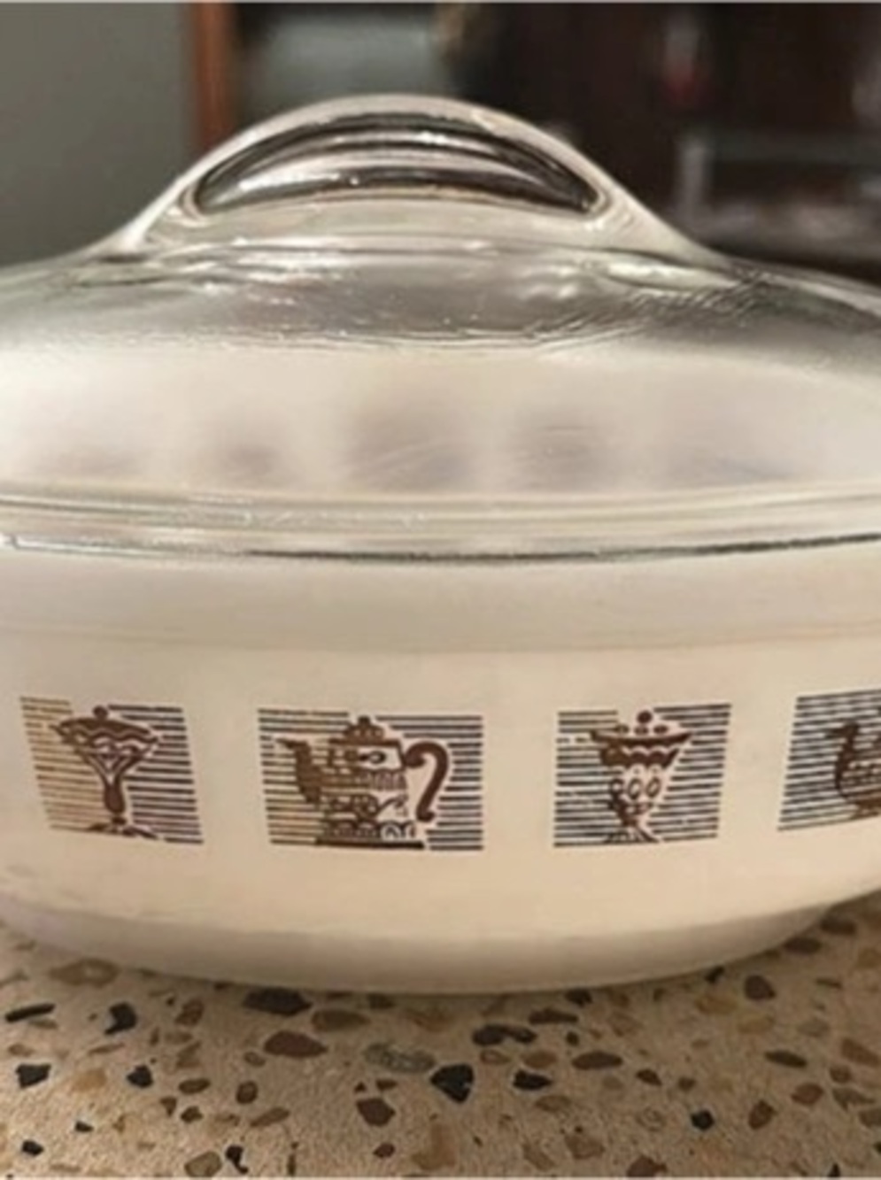 Pyrex Town and Country Oval Casserole Dish with Lid, White & Brown